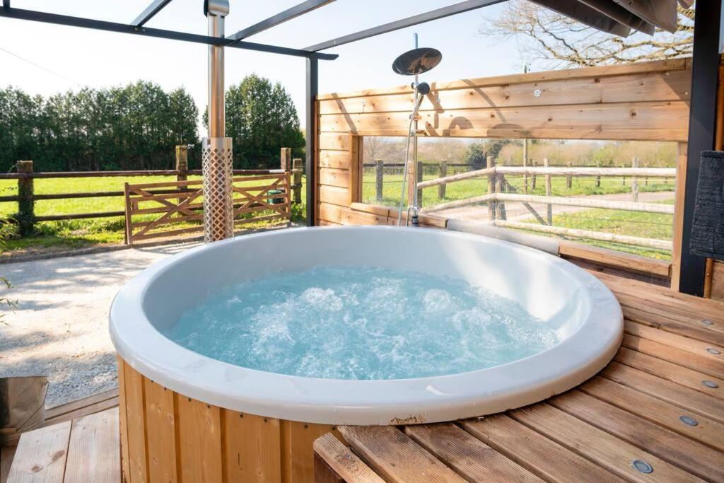Relaxing Cottage Bain Nordique Ancinnes Bagian luar foto